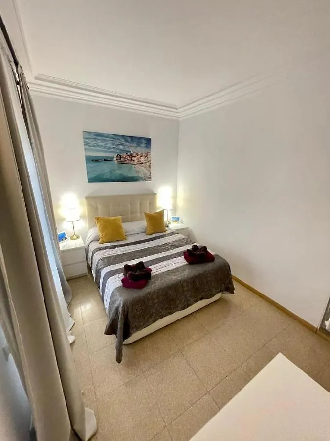 Nuevo Balmes Habitaciones Barcelona Bed and breakfast
